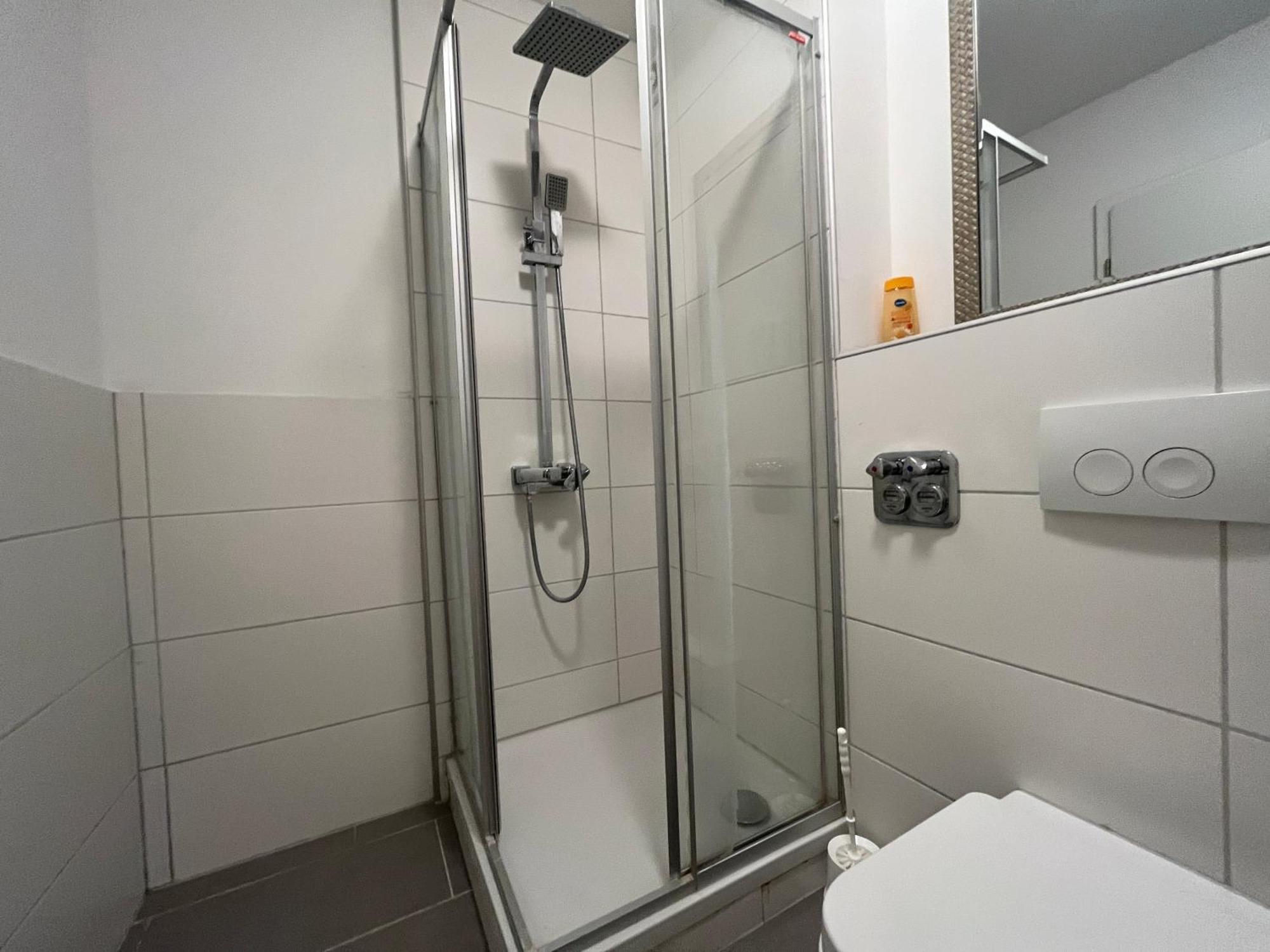 Simplex Apartments Am Europaplatz カールスルーエ 部屋 写真